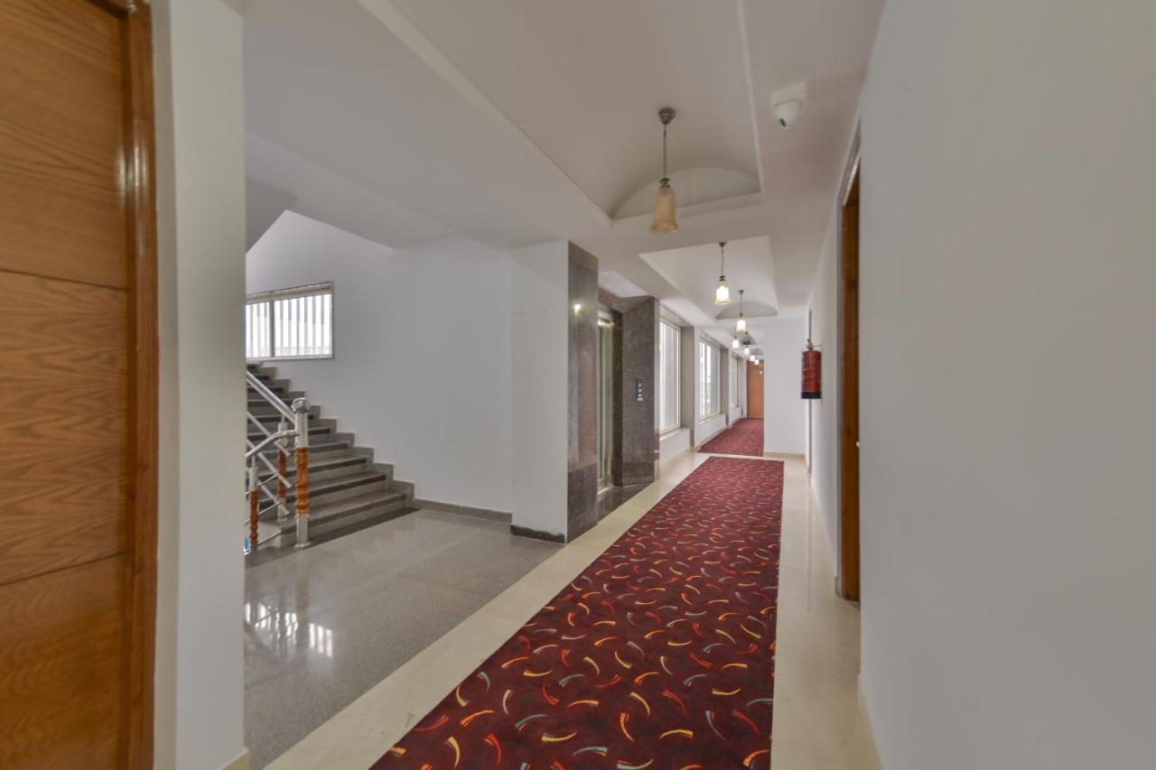 Hotel The Montreal Telbal Esterno foto