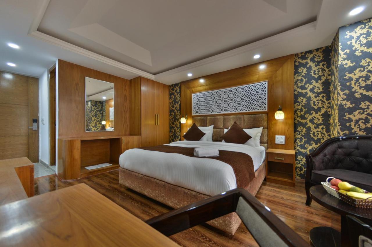 Hotel The Montreal Telbal Esterno foto