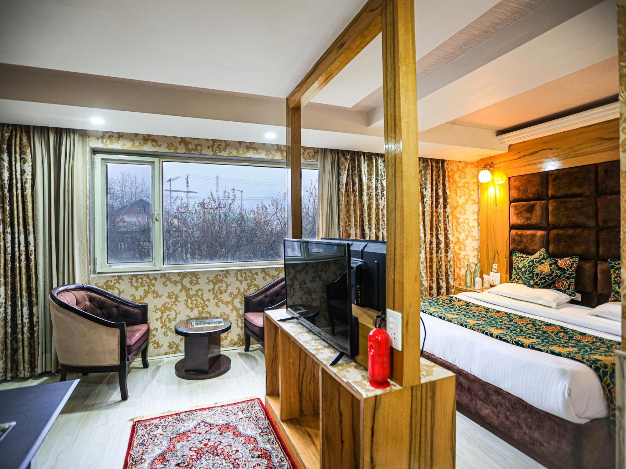 Hotel The Montreal Telbal Esterno foto
